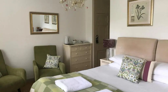 Номер Superior Combe House Hotel