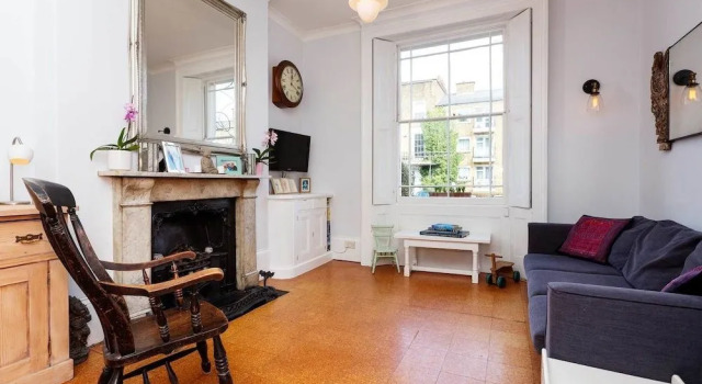 Albert Street Family Home, Забронировать Отель Отели Лондона 3 звезды, рядом с Театр KoKo London, 3*