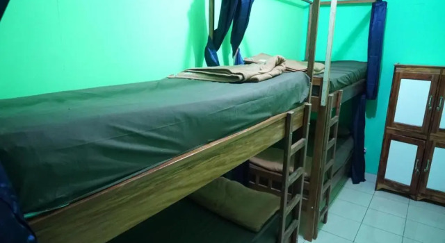 Letto in camerata Pintu Biru Hostel