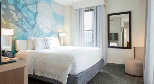 Люкс Courtyard by Marriott Nashville Downtown