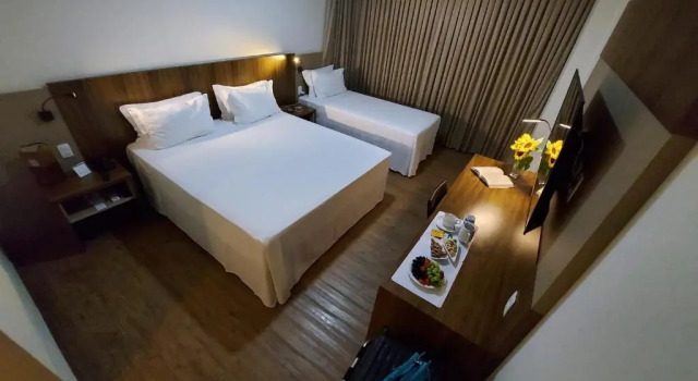 Трёхместный номер Standard Gran Executive Hotel