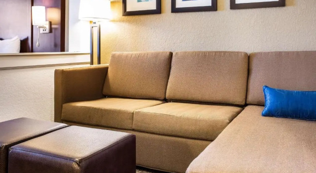 Люкс Comfort Inn & Suites Niagara Falls Blvd USA
