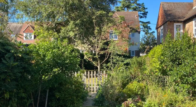 Апартаменты Stunning Apartment Opposite Cowdray Ruins in Heart of Midhurst