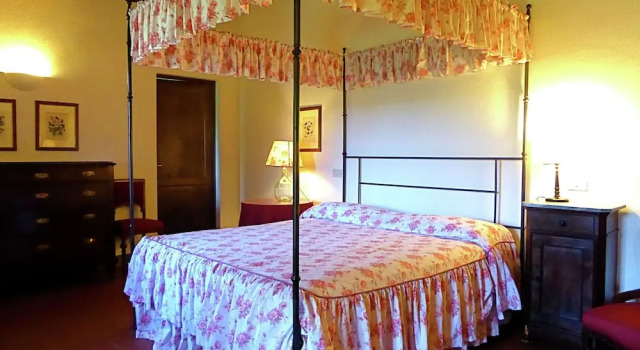 Beautiful Villa in Lari, with swimming pool, Book Villa Villaer i Lari, Villa