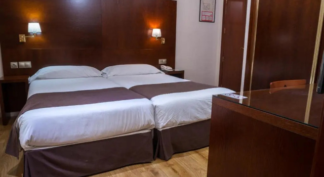 Ramon Berenguer IV, Prenota Hotel Hotel in centro a Lleida, hotel in centro a Lleida