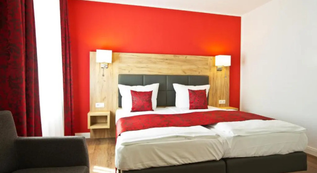 Полулюкс Deluxe Hotel Das kleine Glück