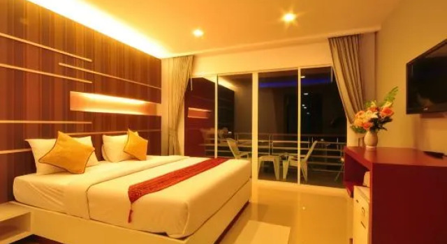 Двухместный номер Deluxe с балконом Phi Phi Rimlay Resort