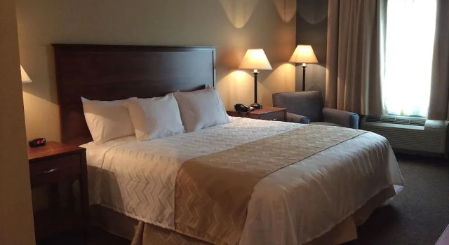 Cardinal Inn & Event Center, Reserva ahora Hotel Albion Estados Unidos