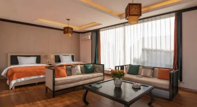 Двухместный люкс Deluxe Manshu Xili Manju Brook Lodgel Baopu Mountain House