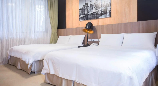 Семейный номер Standard Royal Rose Hotel Ximen