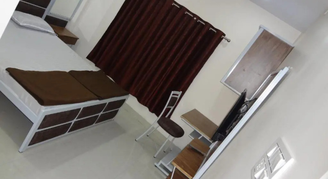 Anand P G hostel males only, Забронировать Хостел Недорогие отели штата Махараштры, недорого