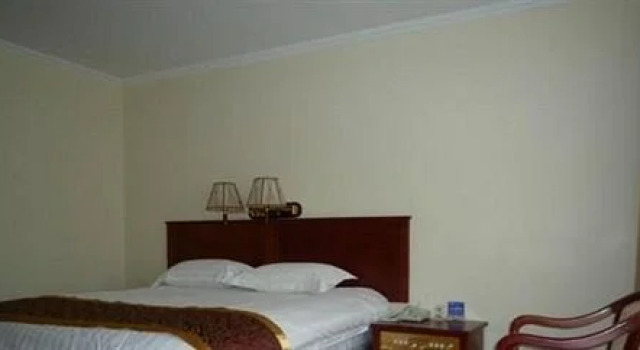 Ruiting Hotel Taidong - Qingdao