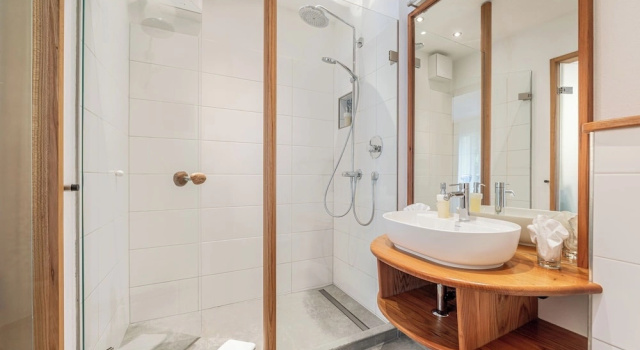 Двухместный номер Comfort с балконом и с красивым видом из окна Genusshotel Alte Post im Markgräflerland