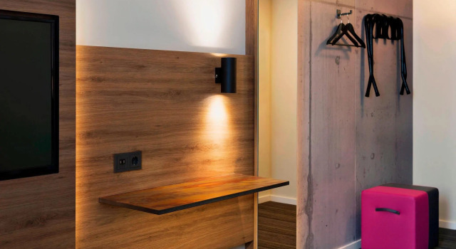 Двухместный номер Standard Moxy Stuttgart Airport/Messe