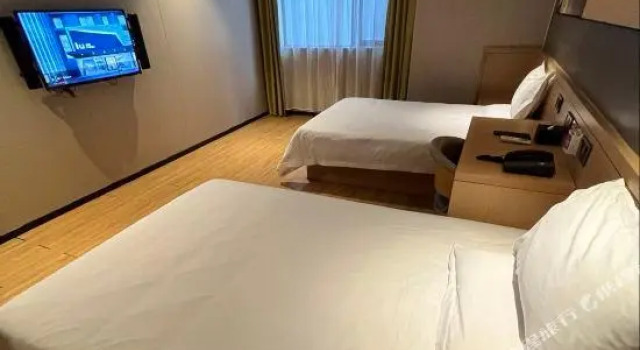 Номер Standard IU Hotel Guangzhou Jingxi Southern Hospital Metro Branch