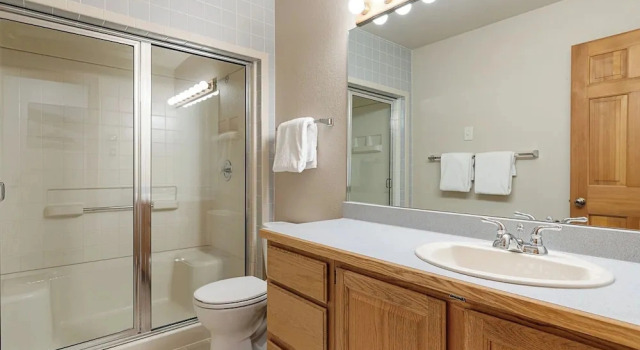 Апартаменты Riverside Condos D01 by Avantstay Condo Close To Downtown, Town Park & Ski Lift #8