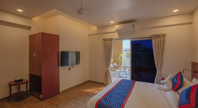 Люкс Zip By Spree Hotels Kolhapur