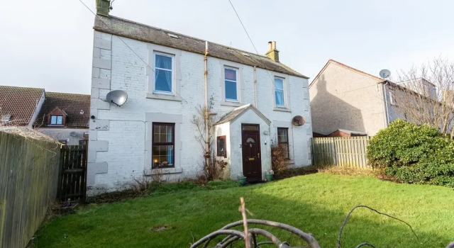 Crail Farm House Perfect for TheCowShed