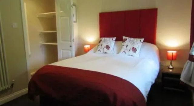 Flemishcourt Guest House, Забронировать Отель Сейнт Флоренс 