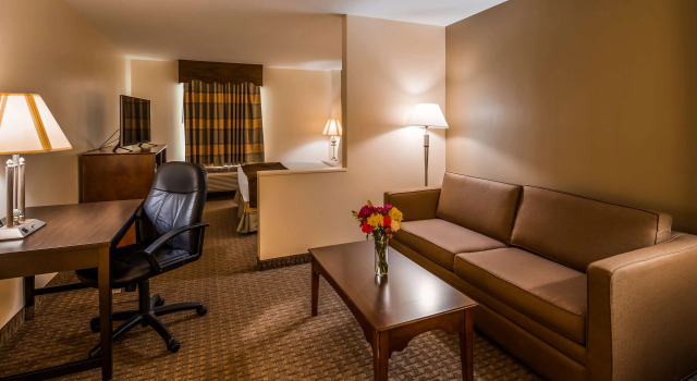 Двухместный полулюкс Deluxe Best Western Adams Inn Quincy-Boston