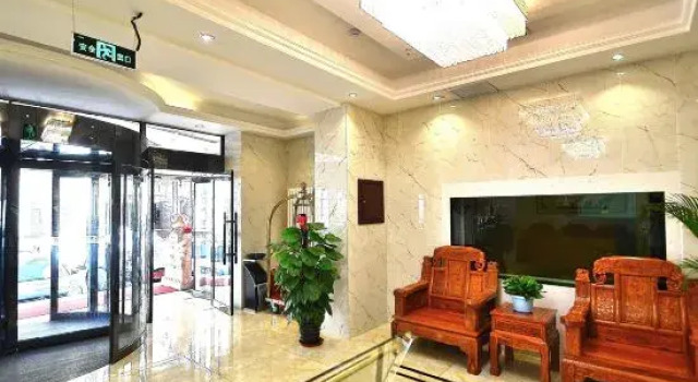 Harbin Zhengyang Wenhua Hotel (Central Avenue Sophia Church Branch), Забронировать Отель Бизнес-отели Харбина, рядом с Harbin People Flood Control Success Memorial Tower, 4* 5*
