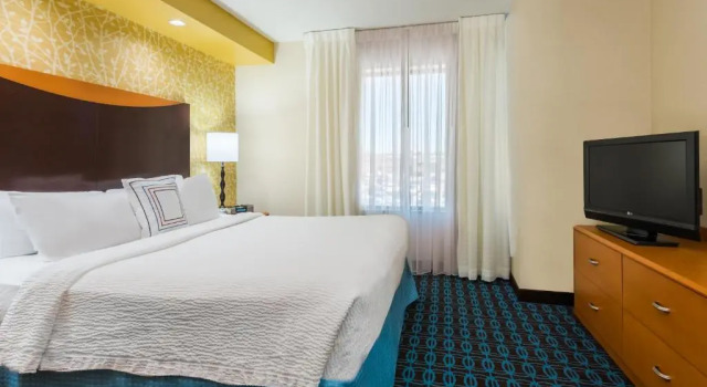 Двухместный люкс Fairfield Inn & Suites - Buffalo Airport