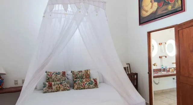 Standardowy dwuosobowy pokój z częściowym widokiem na morze Buda Mar Zipolite