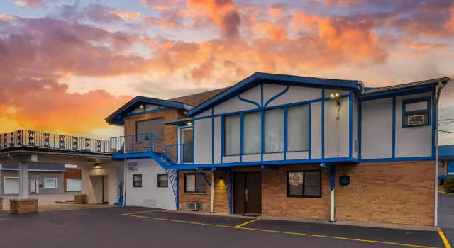 Rodeway Inn Lyons - La Grange, Rezerwuj Hotel Lyons Chicago