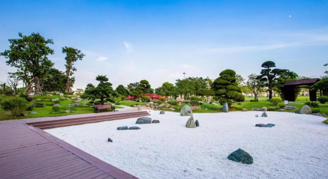 Апартаменты Vinhomes Binh Thanh Official Luxury Apartment