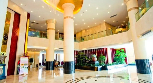 Wuhan Newport International Hotel, Забронировать Отель Ухань Хубэй