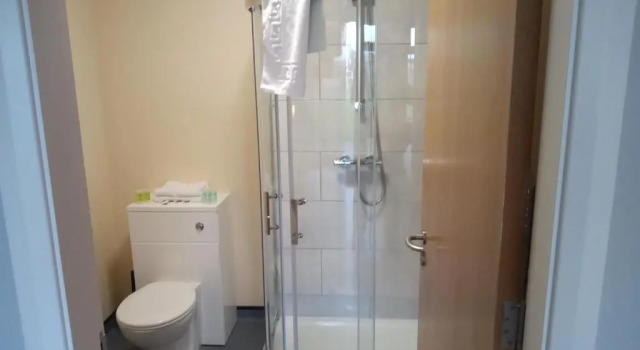 Четырёхместный номер Standard Standing Stones Lodge