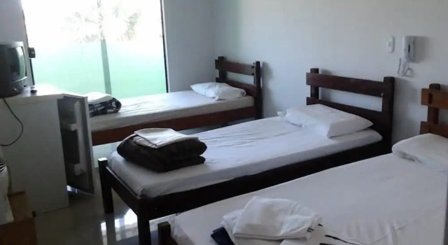 Четырёхместный номер Economy Hotel Imperador Caldas Novas - GO - Facil acesso aos parques aquaticos e polo gastronômico noturno