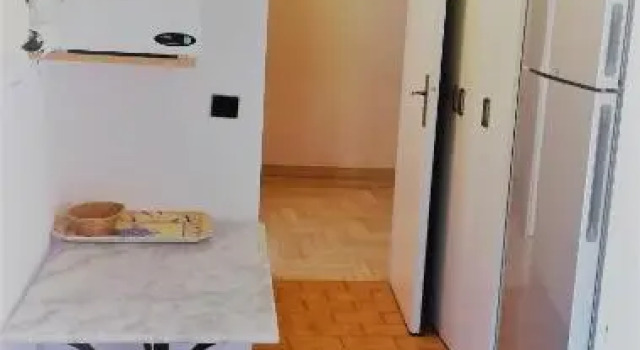 LES PINS Appartement a 5 mn à pied du Bord de Mer