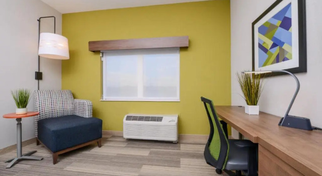 Двухместный номер Standard Holiday Inn Express & Suites - St. Petersburg - Madeira Beach by IHG