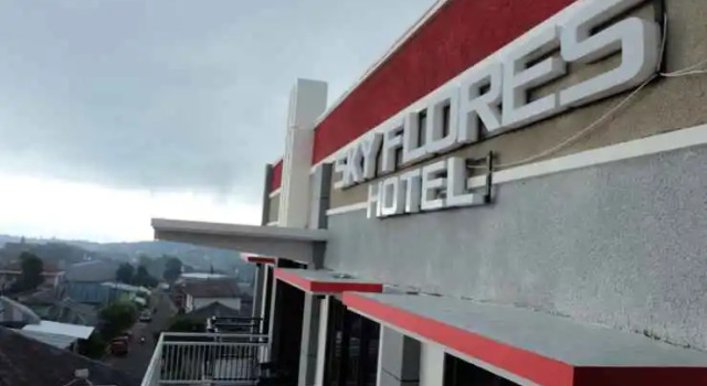 Sky Flores Hotel Ruteng, Забронировать Отель Рутенг провинция Восточная Нуса-Тенгара