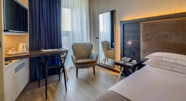 Двухместный номер Standard с балконом Best Western Plus Hotel Farnese