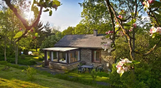 La Petite Maison, Забронировать Отель Бьевр Land of the High Lesse