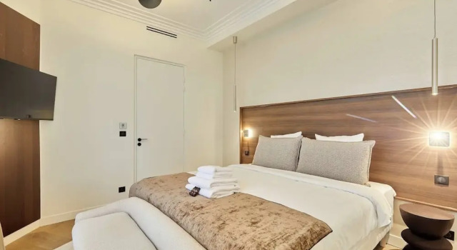 Luxurious AC Apartment Beaubourg Le Marais, Забронировать Апартаменты/квартира Париж Иль-де-Франс, рядом с Станция метро Rambuteau