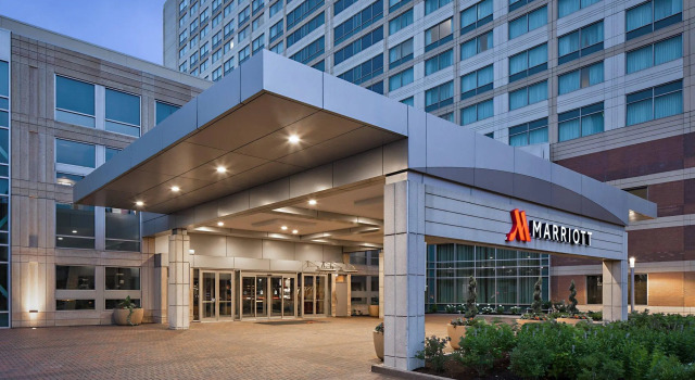 Номер Standard с красивым видом из окна Indianapolis Marriott Downtown
