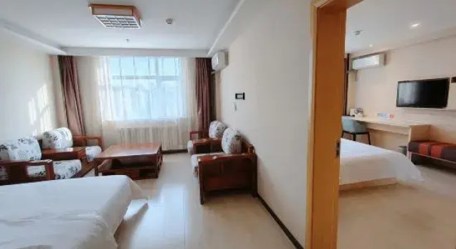 Люкс Kela Star Hotel (Shenyang Sujiatun Exhibition Center)