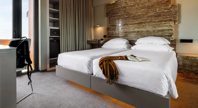 Одноместный номер Standard с балконом Vitoria Stone Hotel