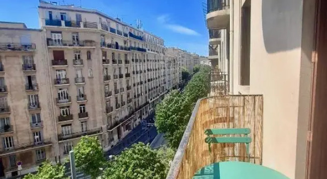 Charmant et lumineux T2 aux 5 Avenues Longchamp, Забронировать Отель Марсель Буш-дю-Рон