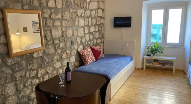Студия Apartment Naval