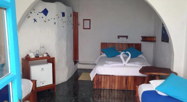 Четырёхместный номер Standard с видом на море Hotel Casa Blanca