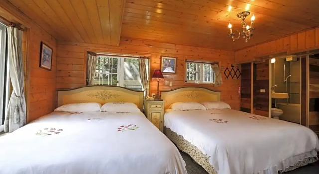 Четырёхместный номер Economy Cingjing Hanging Garden & Resort