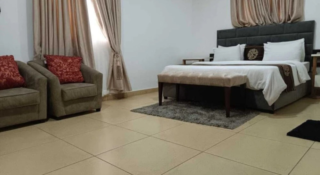 Eleventh House Hotel and Suites