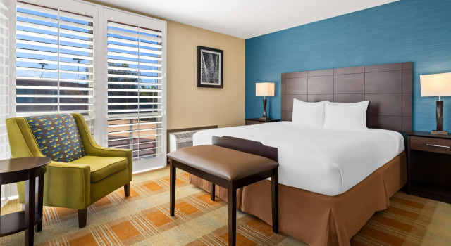 Двухместный люкс Best Western Date Tree Hotel