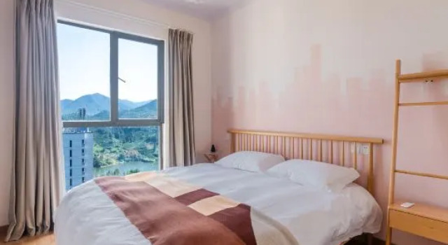 Семейный люкс с красивым видом из окна Taiping Lake Muli Holiday Apartment