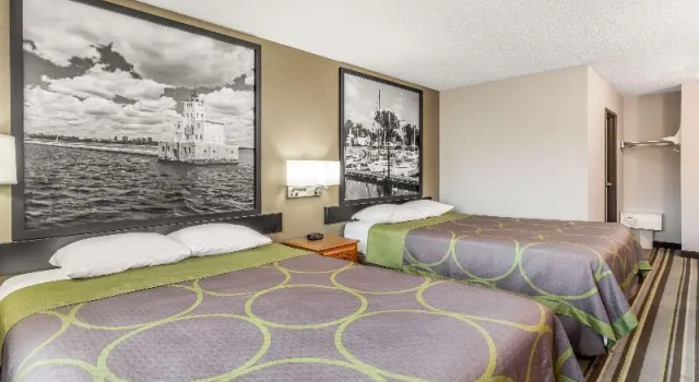 Номер Standard Super 8 by Wyndham Green Bay Near Stadium