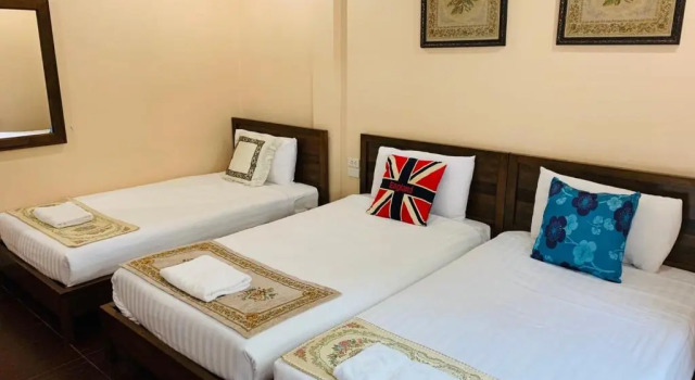 Трёхместный номер Deluxe Baan Suan Khun Yaiy